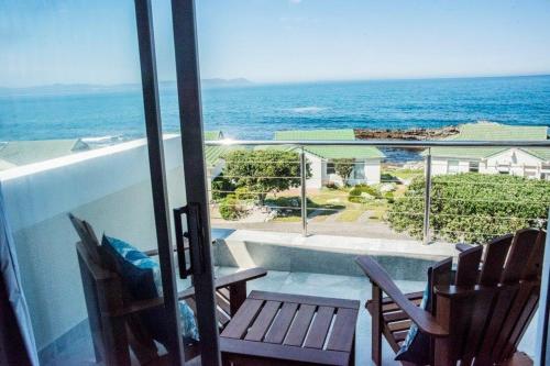 Whale Rock 40 — 4-Star Luxury Hotel in Hermanus, South Africa