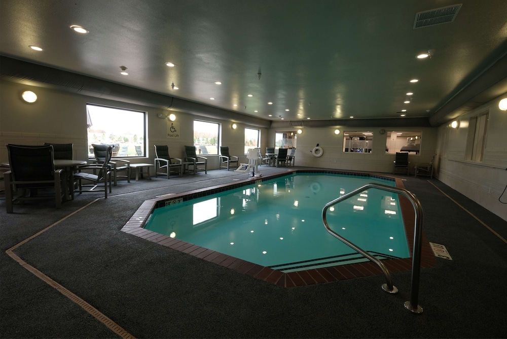 Hampton Inn Searcy - photo 10