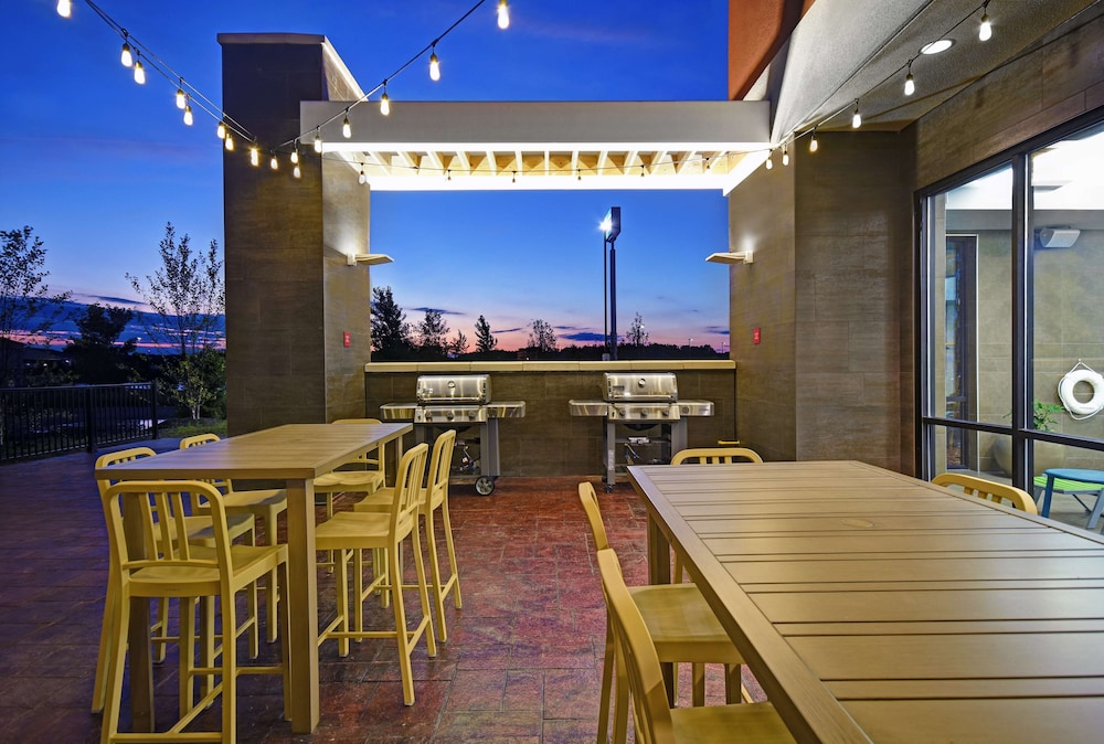 Home2 Suites by Hilton Utica NY - photo 39