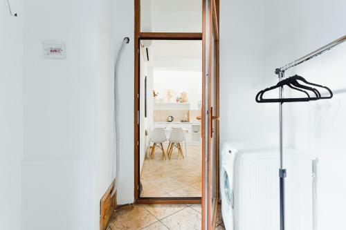 Meidan Bazaar Prime Location Apartment