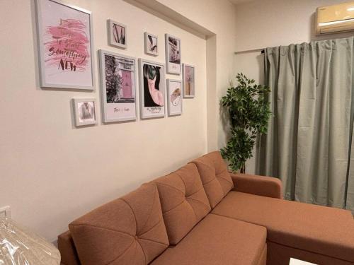 Spacious 1BHK Off Carter Road — 4-Star Luxury Hotel in Mumbai, India