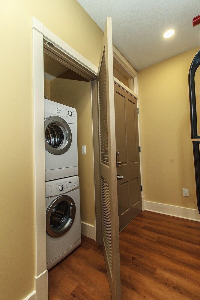 Clarendon Extended Stay Hotel - photo 3