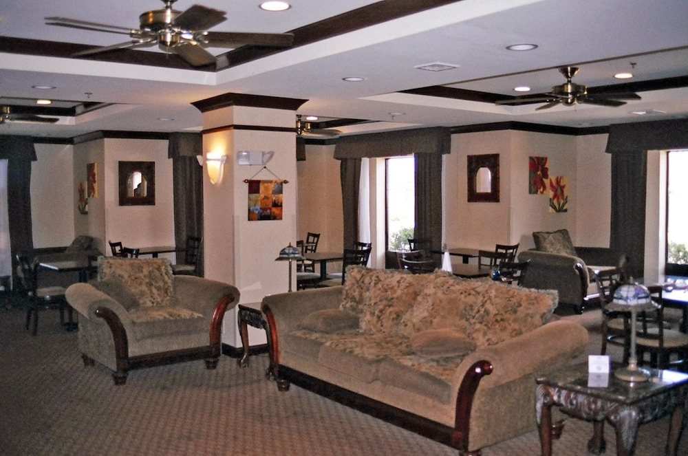 Holiday Inn Express Hotel & Suites Cleveland - photo 50