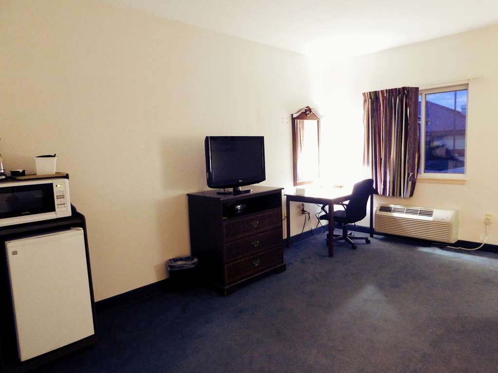 Americas Best Value Inn Fredonia - photo 12