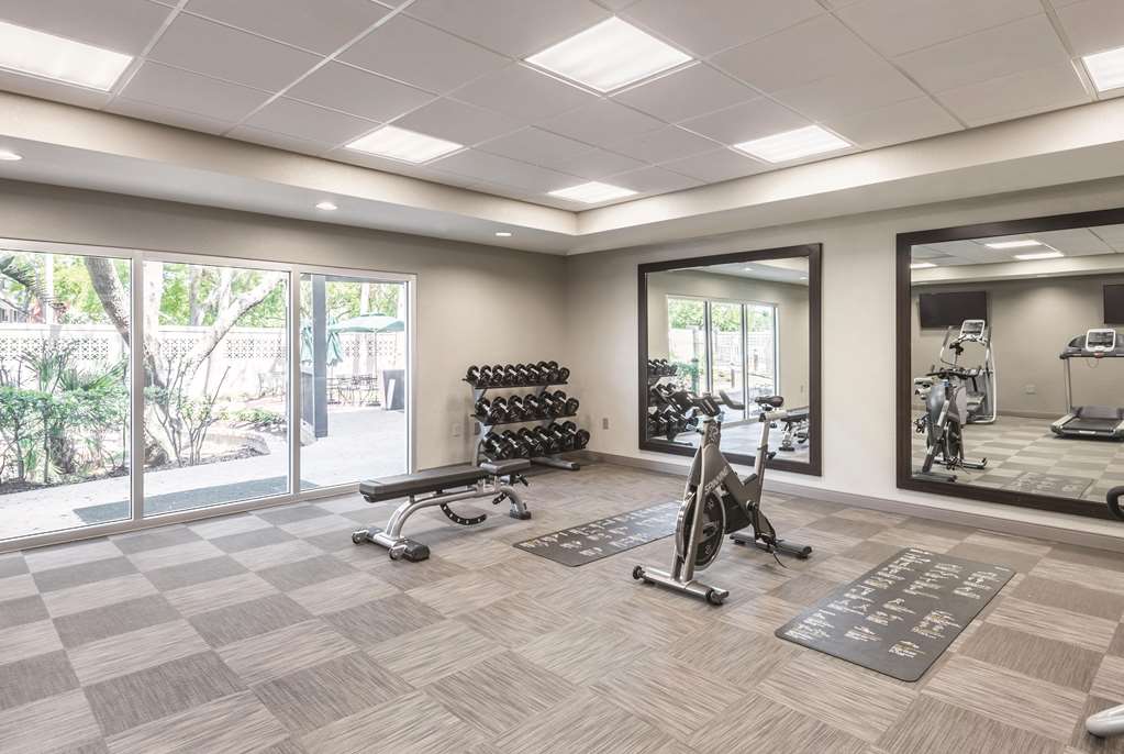 La Quinta Inn & Suites by Wyndham Orlando Lake Mary - photo 14