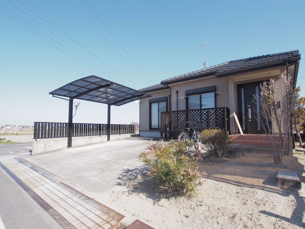 Okazaki House Up To 8 People 12896044 — Okazaki