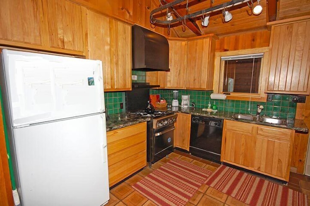 673 San Francisco Avenue by RedAwning - photo 8