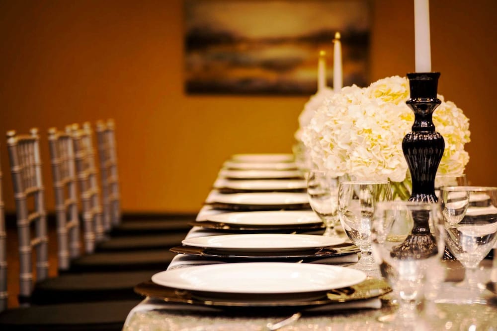 Hilton Garden Inn Denison Sherman At Texoma Event Center - photo 22