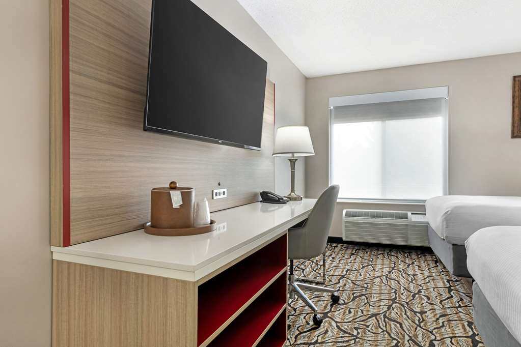 Best Western Plus Albert Lea I 90 I 35 Hotel - photo 16