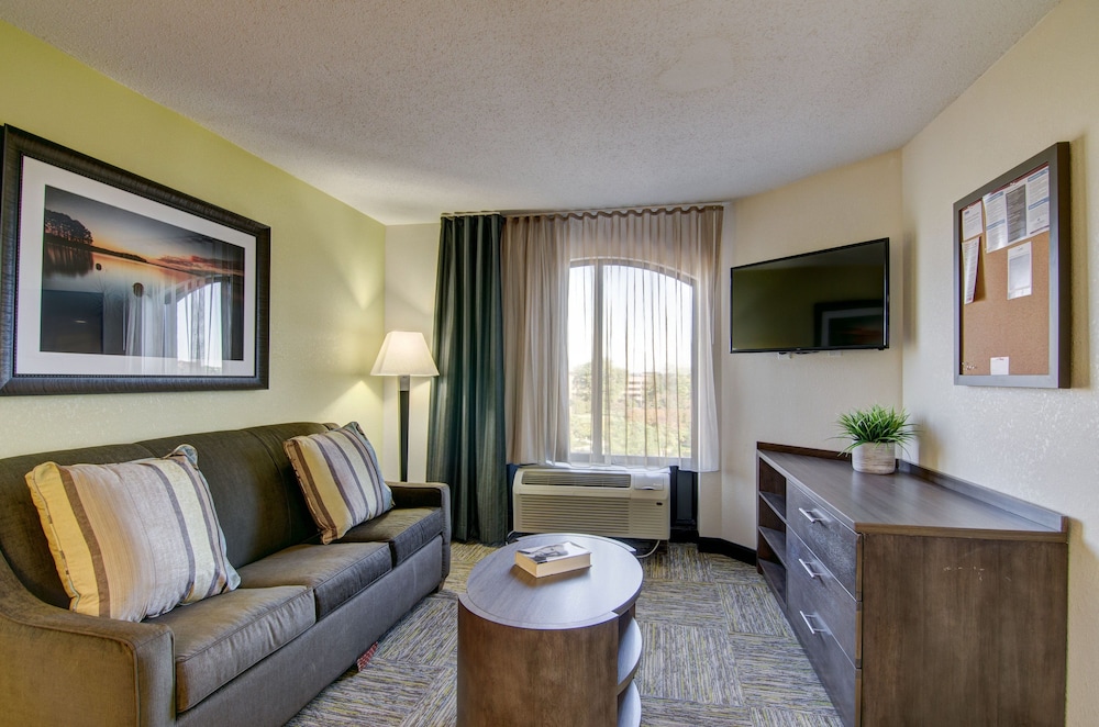 Candlewood Suites Richmond West Broad by IHG - photo 16