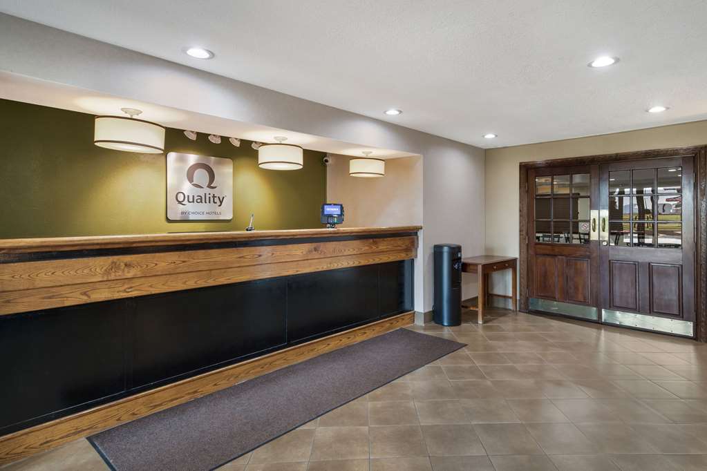 Quality Inn & Suites Garland East Dallas - photo 4
