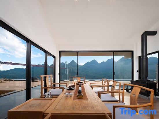 Mountain View Boutique Hotel — 5-Star Luxury Hotel in Anshun, People's Republic of China