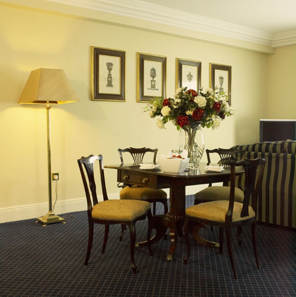 Maudlins House Hotel