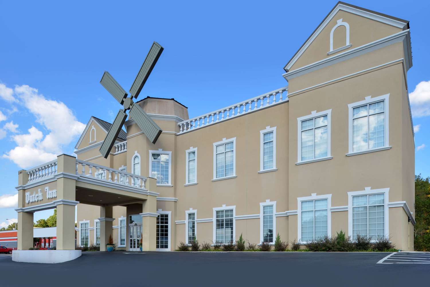 Quality Inn Dutch Inn in Collinsville, United States