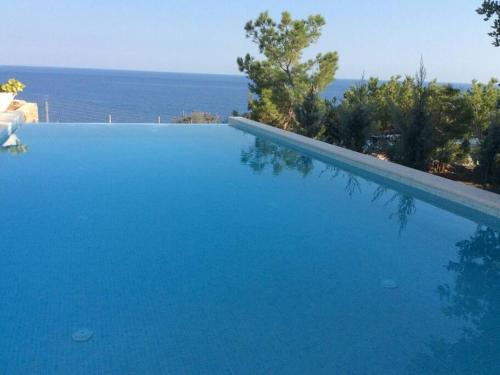 Villa Avra — 4-Star Luxury Hotel in Ierapetra, Greece