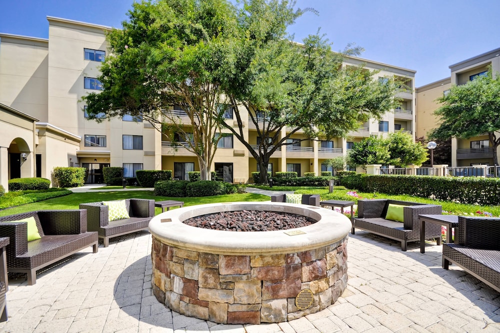 Courtyard by Marriott Dallas Medical Market Center - photo 22