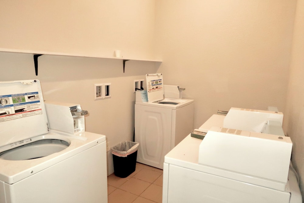 Studio 6 Elkhart IN Kitchenette Rooms - photo 20