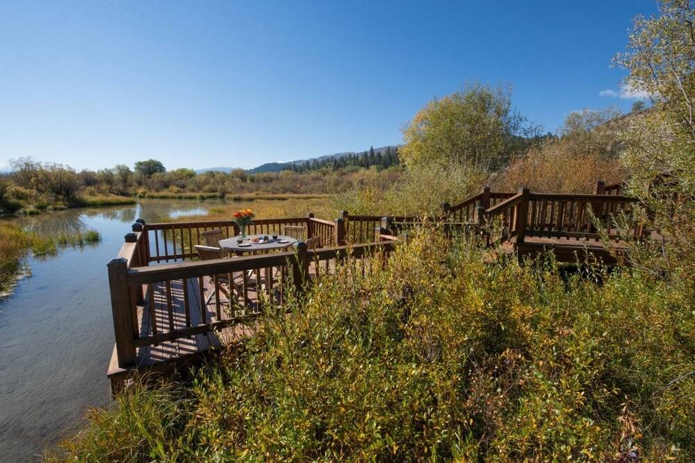 Abode at Swinging Bridge - photo 13