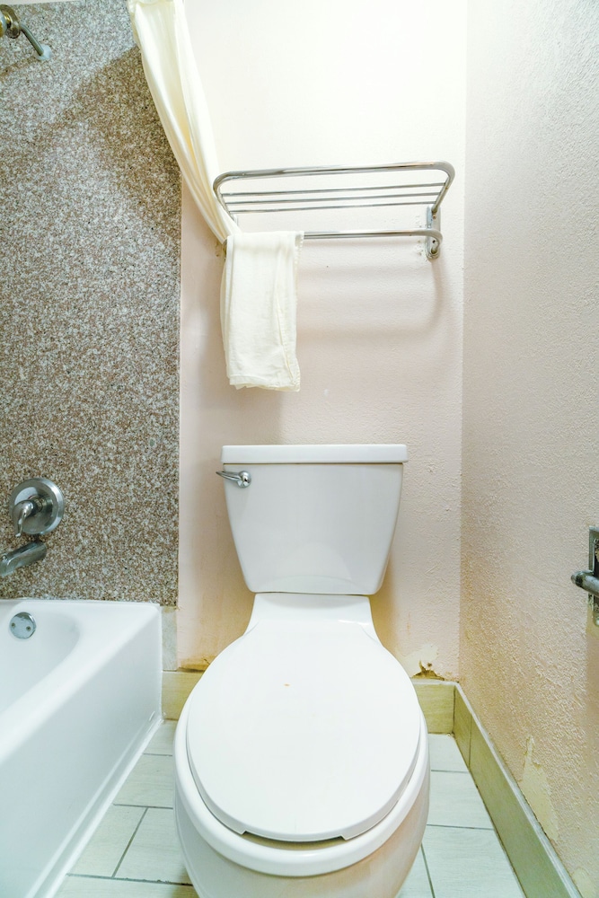 Regency Inn Three Rivers I 37 - photo 23