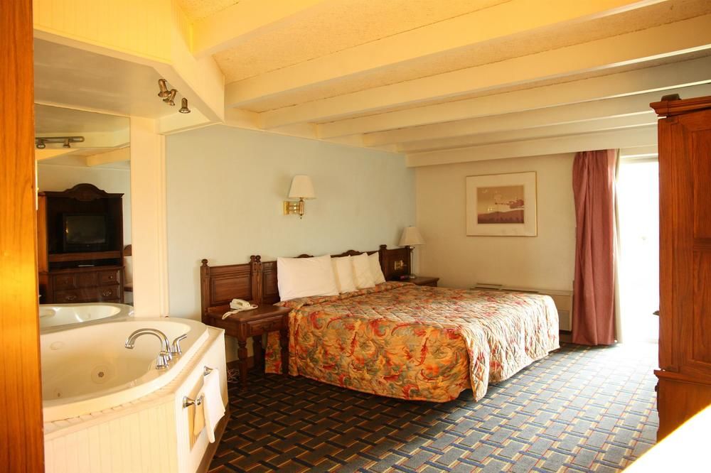 Garden Inn New Stanton Greensburg - photo 17