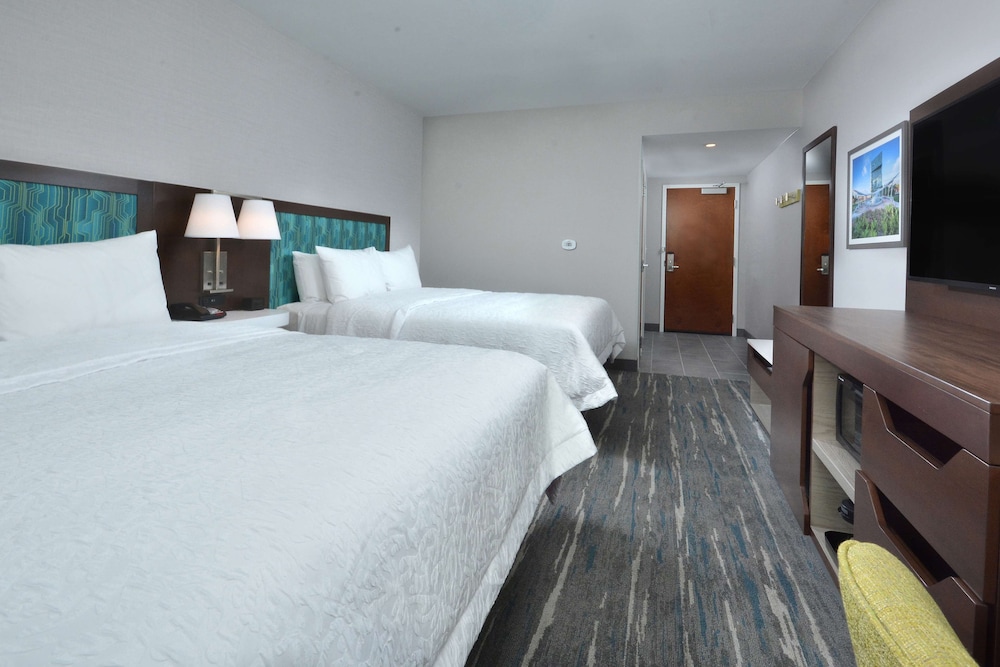 Hampton Inn & Suites by HIlton Charlotte North I 485 - photo 34