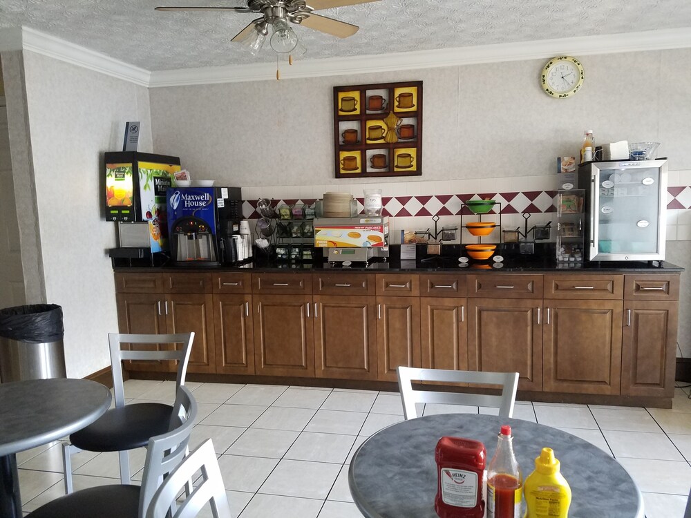 Best Western Kennesaw Inn - photo 21