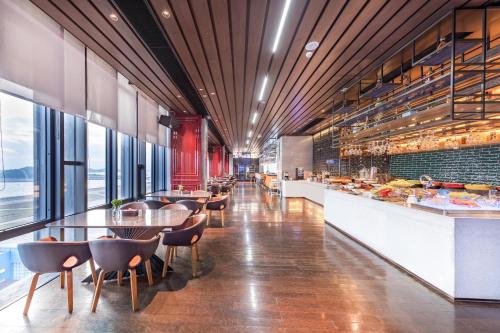 Atour X Hotel Zhuhai Lover Road Red Wave Bay Beach Seaview in Zhuhai, People's Republic of China