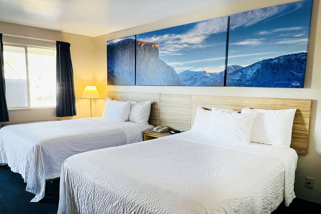 Days Inn by Wyndham Ridgecrest near China Lake Naval Station - photo 12