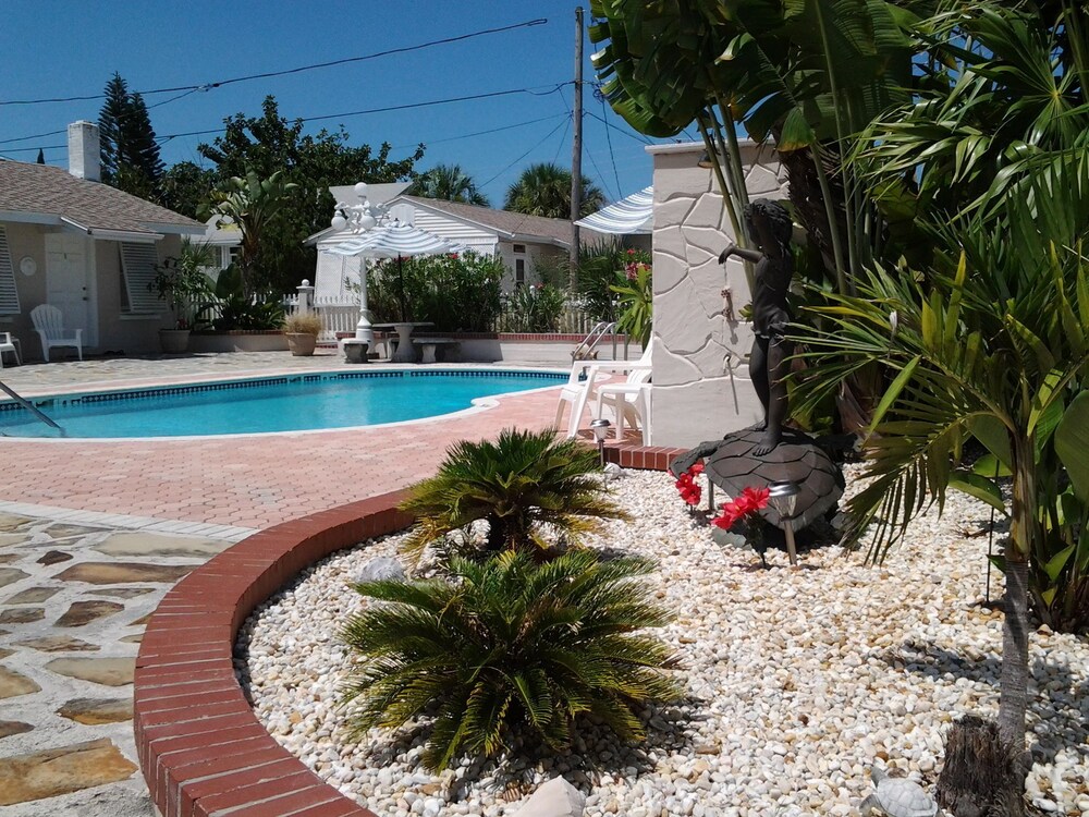 The Bungalows - photo 35