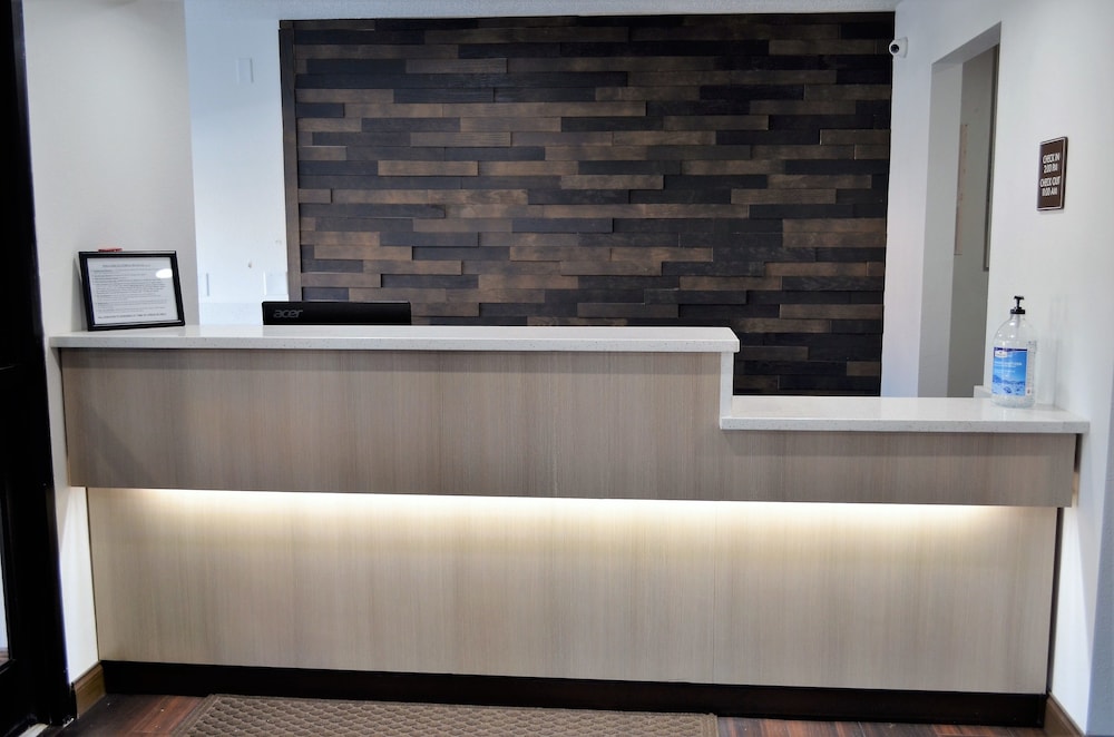 Athena Inn - photo 4