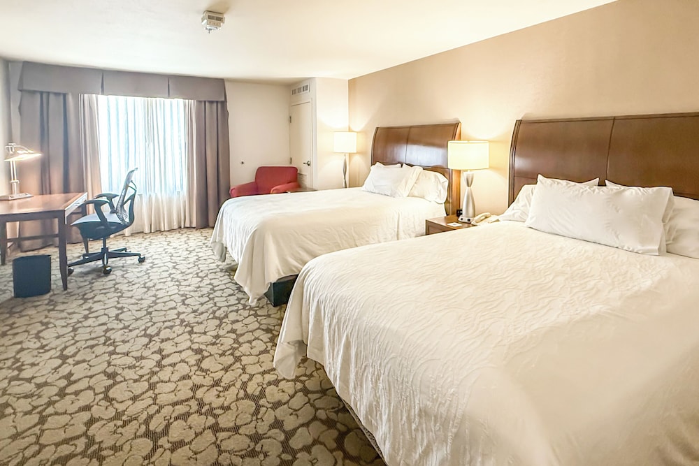 Hilton Garden Inn Gilroy - photo 17