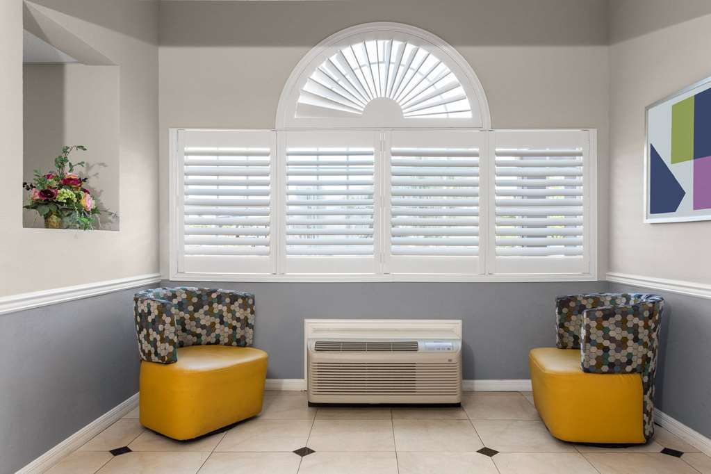 Microtel Inn & Suites by Wyndham Panama City - photo 9