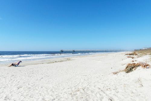 1 4 Us by Oak Island Accommodations - photo 23