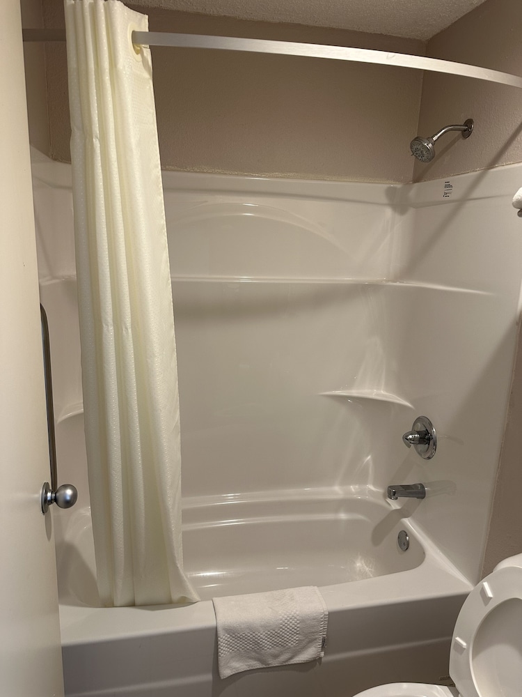 Quality Inn Ashland KY - photo 22