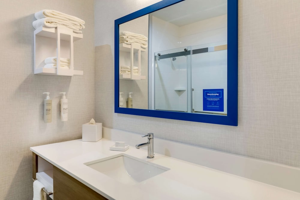 Hampton Inn & Suites Weatherford - photo 63