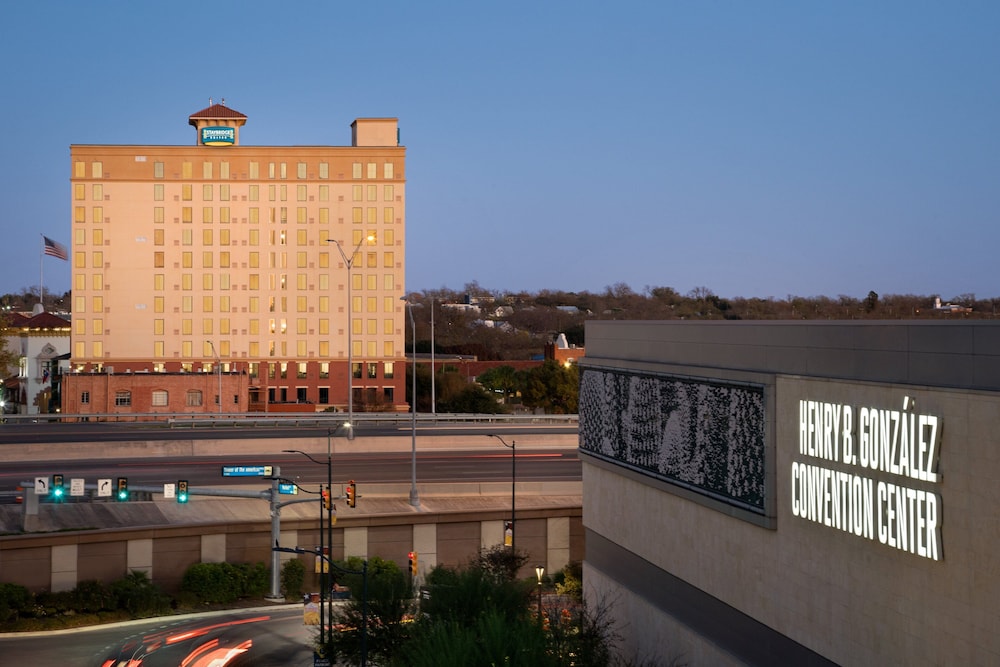 Staybridge Suites San Antonio Downtown Conv Ctr an IHG Hotel - featured photo