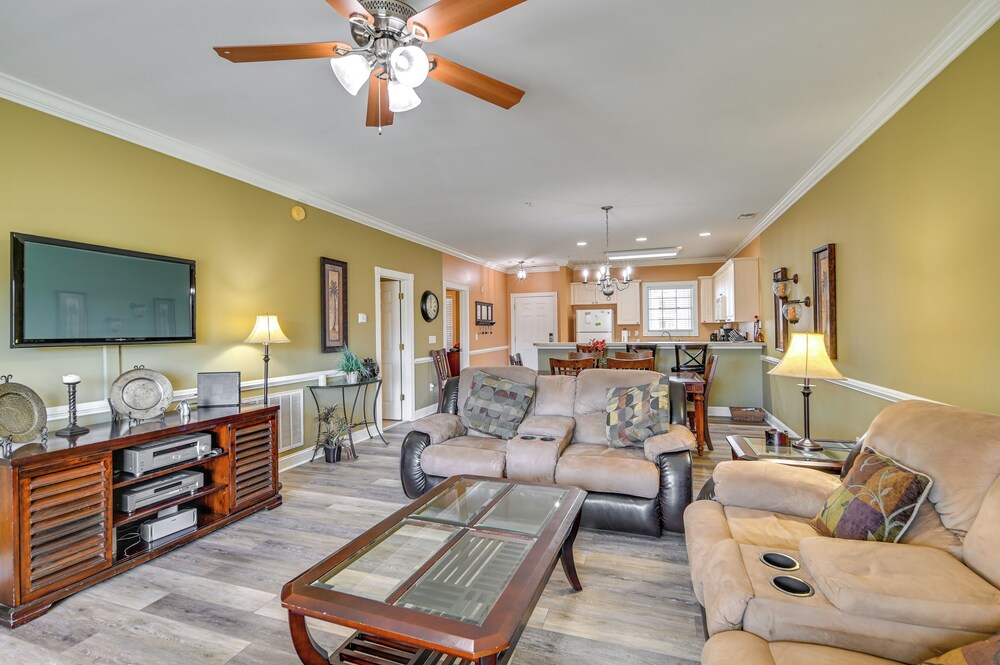3 Mi to Ocean: Resort Condo in Myrtle Beach - photo 7