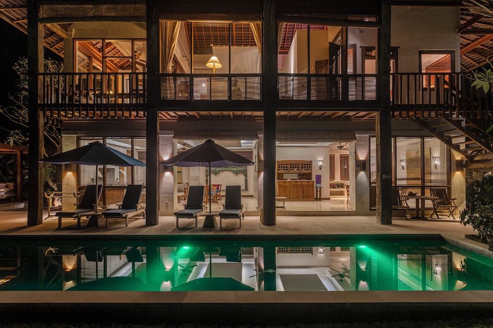 Villa Rumah Isah — 4-Star Luxury Hotel in Bali, Indonesia