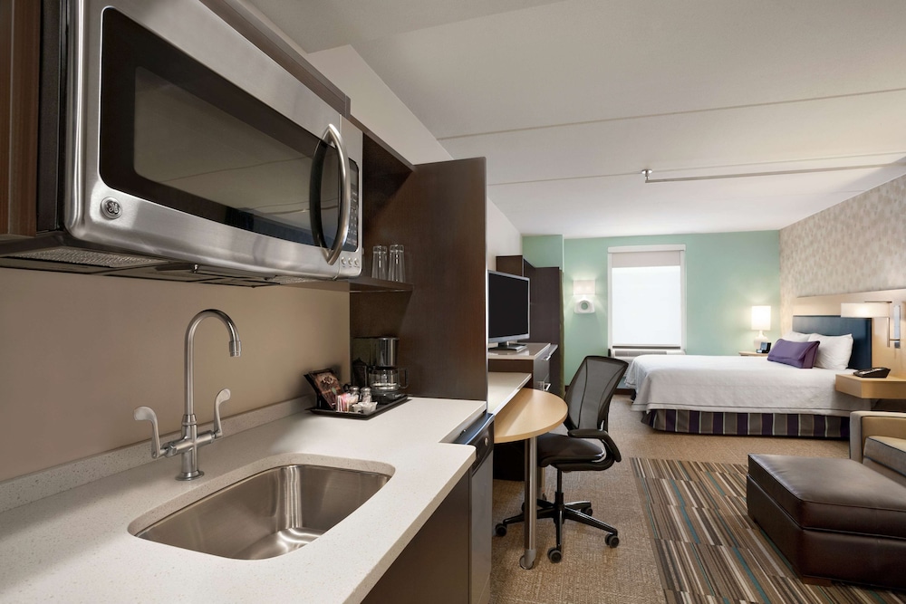 Home2 Suites by Hilton Philadelphia Convention Center PA - photo 18