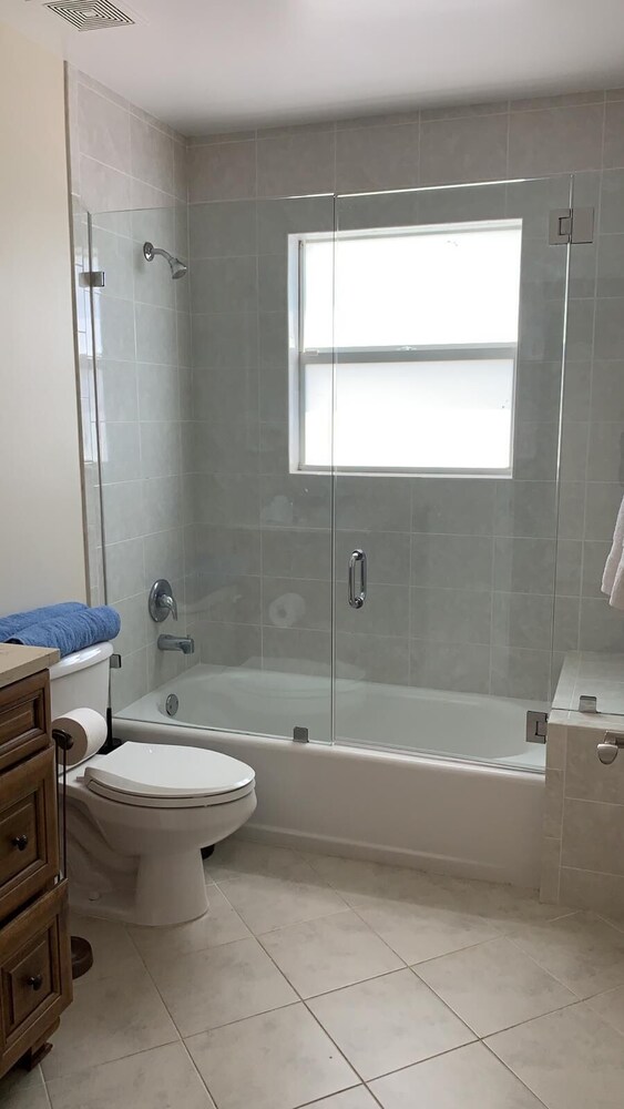 Atlantique Beach House Hotel - photo 12