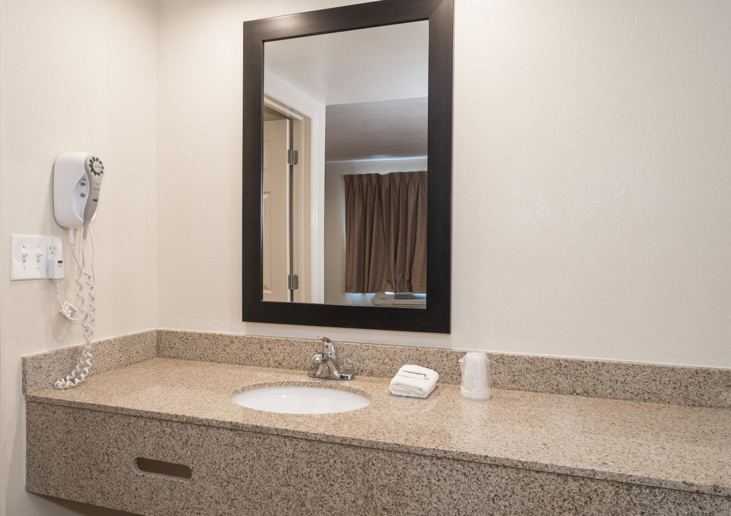 Red Roof Inn Wildwood Cape May Rio Grande - photo 24