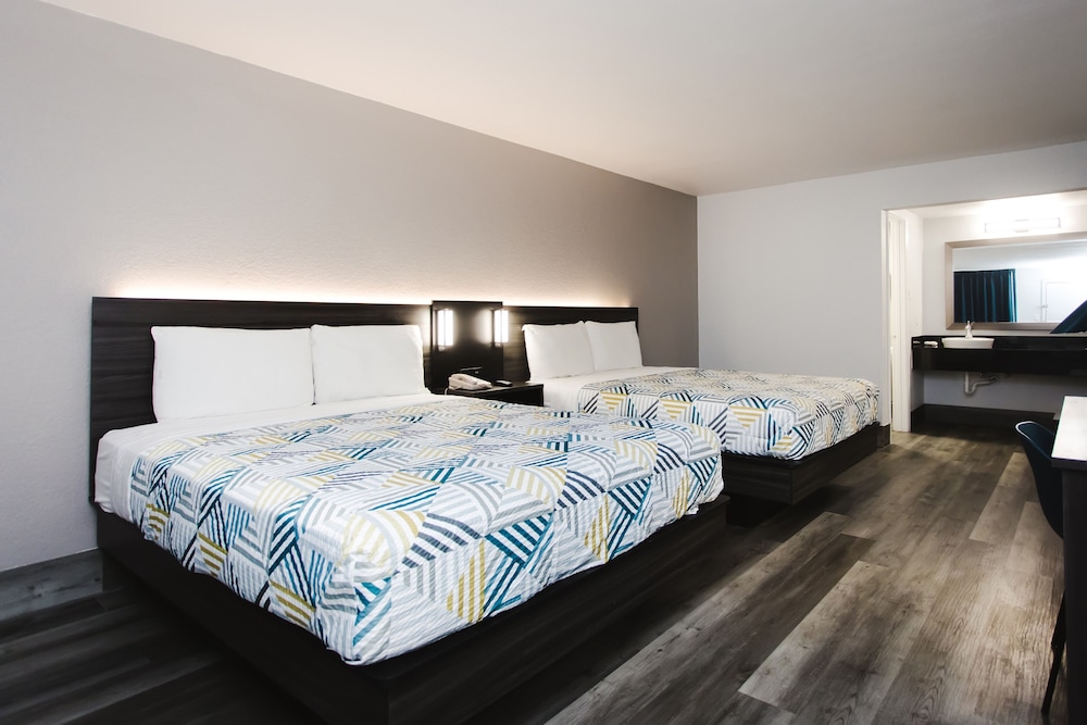 Studio 6 Houston TX Medical Center NRG Stadium - photo 6
