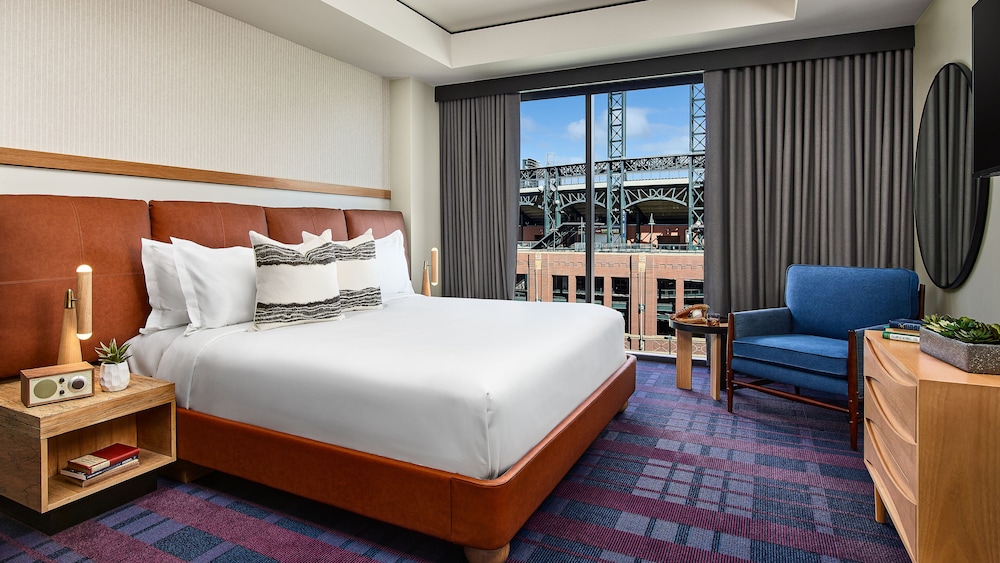 The Rally Hotel at McGregor Square - photo 12
