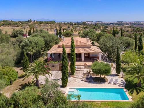Finca Es Pujol — 4-Star Luxury Hotel in Maria De La Salut, Spain