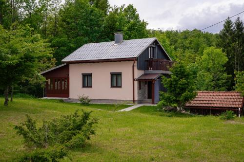 House Polane in the Forest 45 km from Seaside — 4-Star Luxury Hotel in Delnice, Croatia