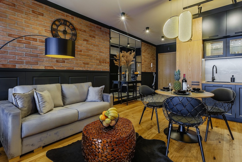 Apartament Chicago — 4-Star Luxury Hotel in Nowy Targ, Poland