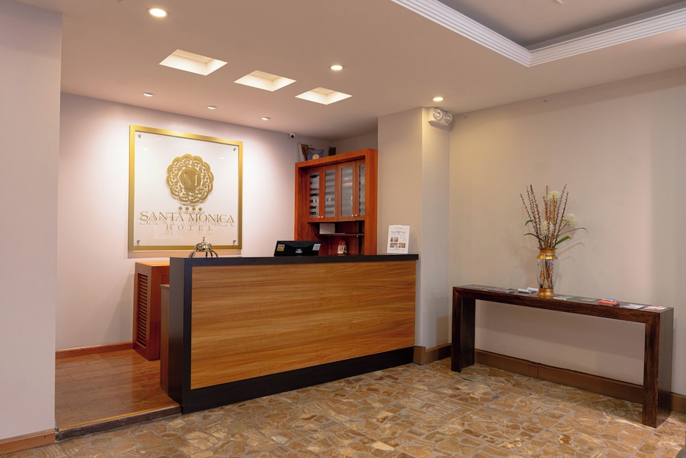 Hotel Santa Monica - carbon neutral hotel in Cuenca