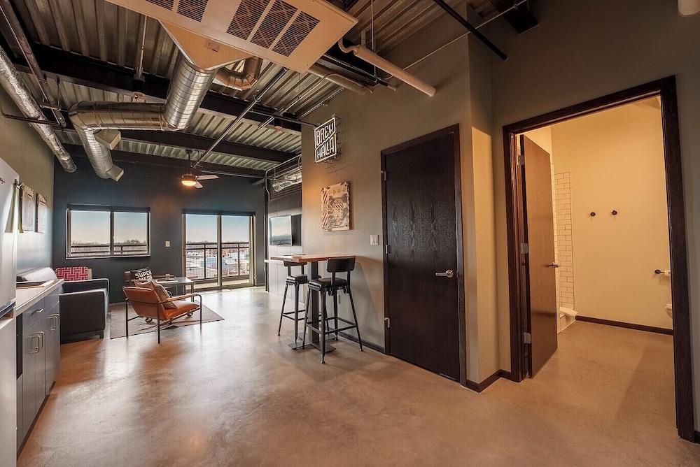 Brewhalla Hotel - photo 19