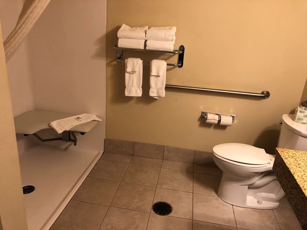 Comfort Inn & Suites Marquette Prairie du Chien - photo 20