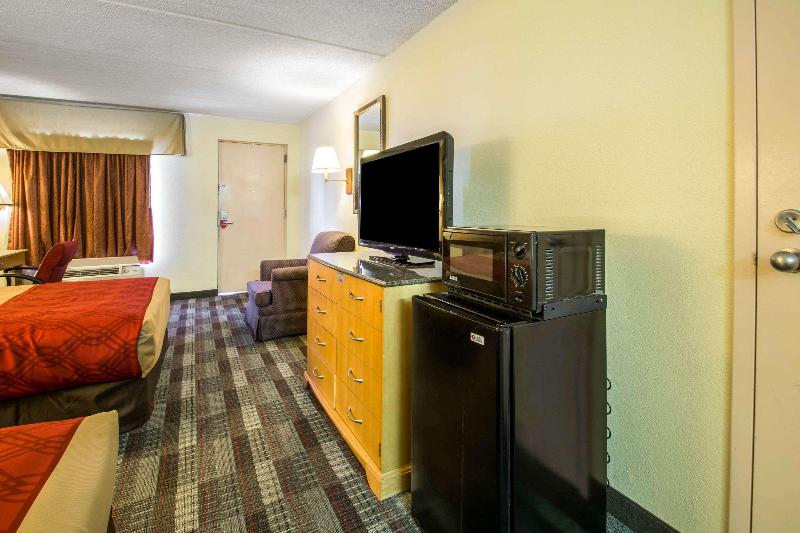 SureStay by Best Western Jacksonville Airport - photo 18